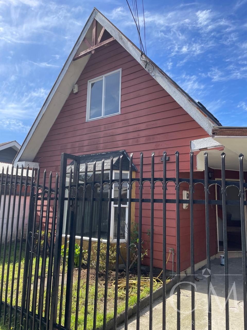 Amplica casa en Sector Reina Sofia